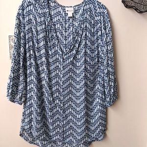 EUC V-neck hi-low top